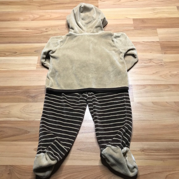 Cutest Bear Outfit - Picture 2 of 5